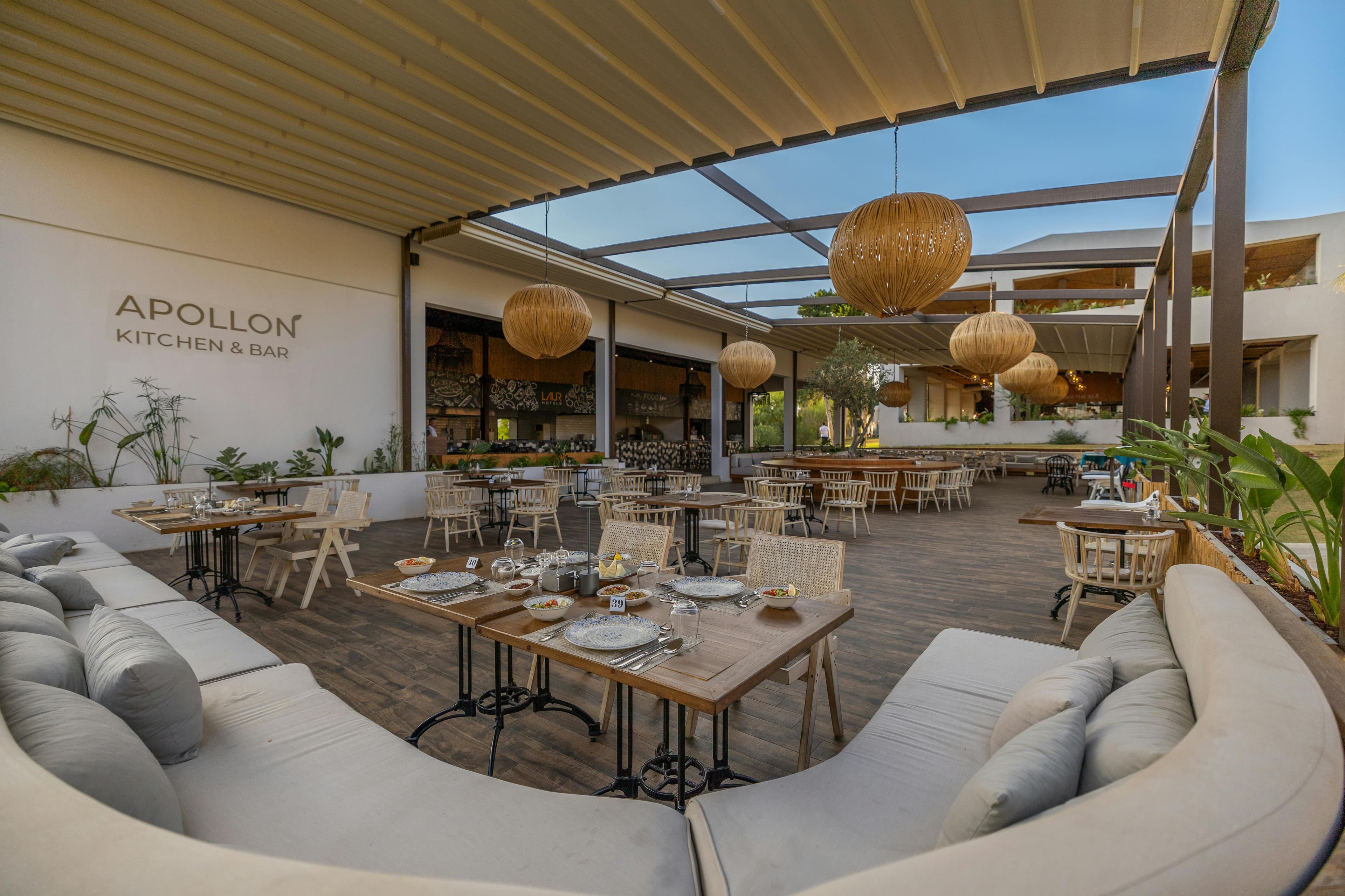 How QR Code Surveys Are Transforming Restaurant Feedback