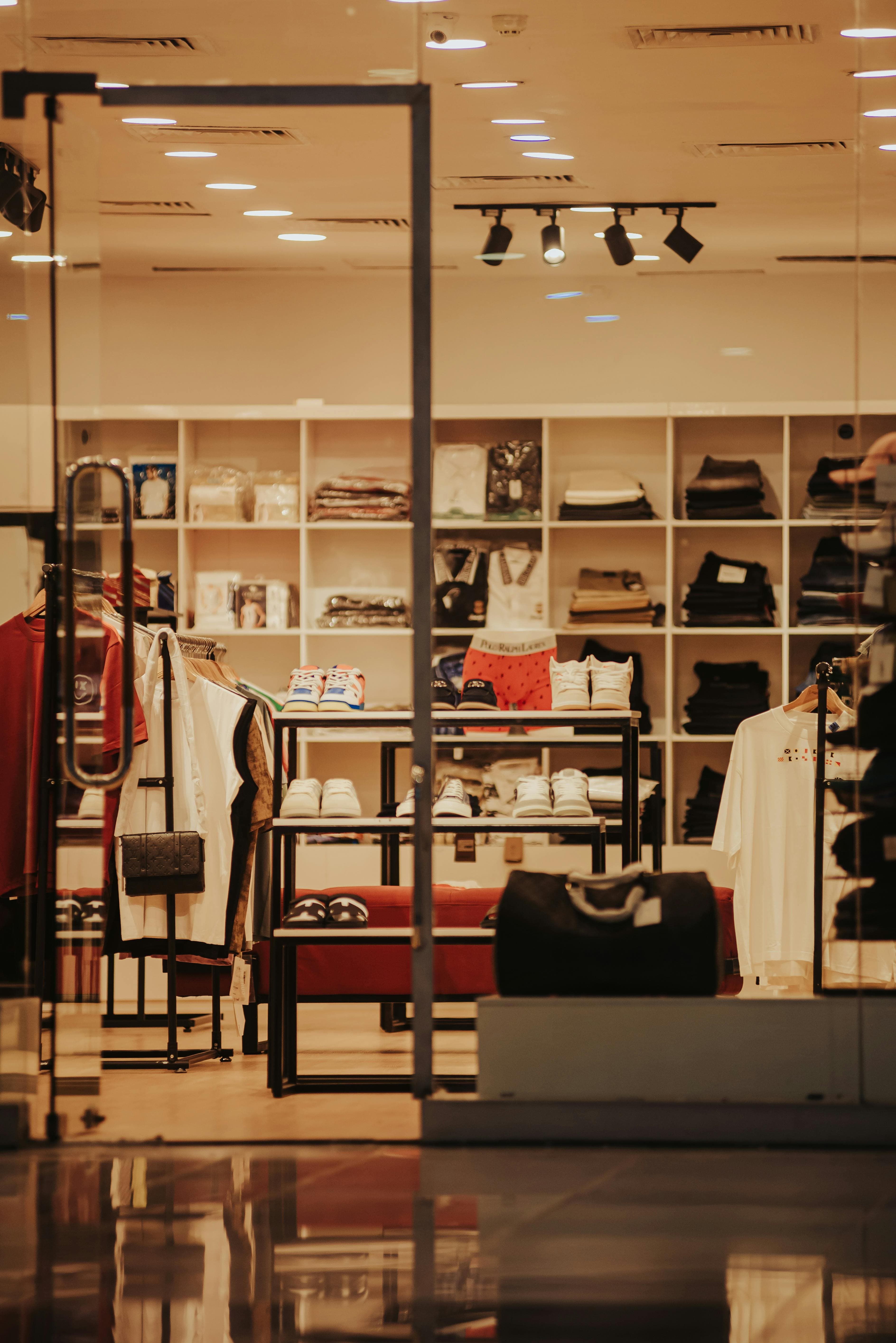 In-Store Customer Feedback: QR Code Surveys for Retail